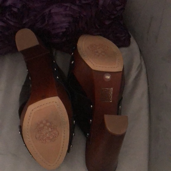 Sandals - Picture 3 of 3